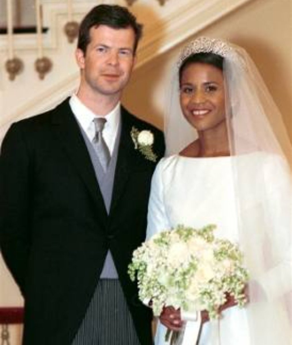BRITTNY9000's tweet photo. Let's not forget and give props to one of the first black princesses Werth also happens to be afro Latina 🇵🇦 Princess Angela of Liechtenstein #RoyalWedding #princessAngela #afrolatina https://t.co/t90oHUXV65