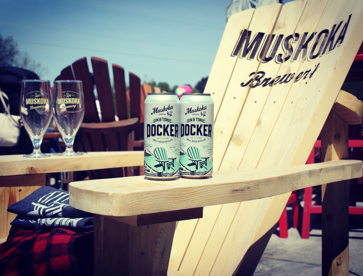 MuskokaBrewery's tweet photo. #DockerDays 8: To help you unwind, today's prize is this wooden Muskoka Chair, dinner jacket and swag! As relaxing as Dockers low calorie count. To win, tell us what #Muskoka bevy you kick back with.
Enter the Grand Prize $2K Vacay Rental @CanadaStays https://t.co/jIFG02lc2r https://t.co/F3d0fmyC3a