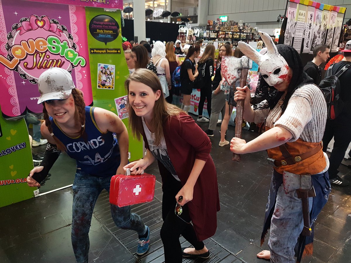 Lui_nchen's tweet photo. Mega gut! #DeadByDaylight Meg und die Huntress. Und ich durfte mit Körferchen auch Survivor spielen. Richtig gut! #Dokomi2018 #pmdd27 https://t.co/AxDxMlbyPj