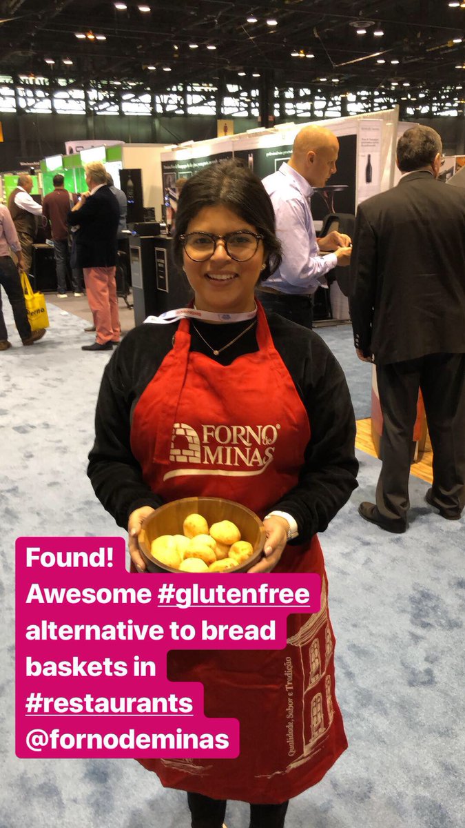 Great #glutenfree alternative for #foodservice <a href="/FornoMinas/">FornodeMinas</a> #nrashow2018 #Braziliancheesebread was served warm and they were delicious!  #restaurants #hospitality