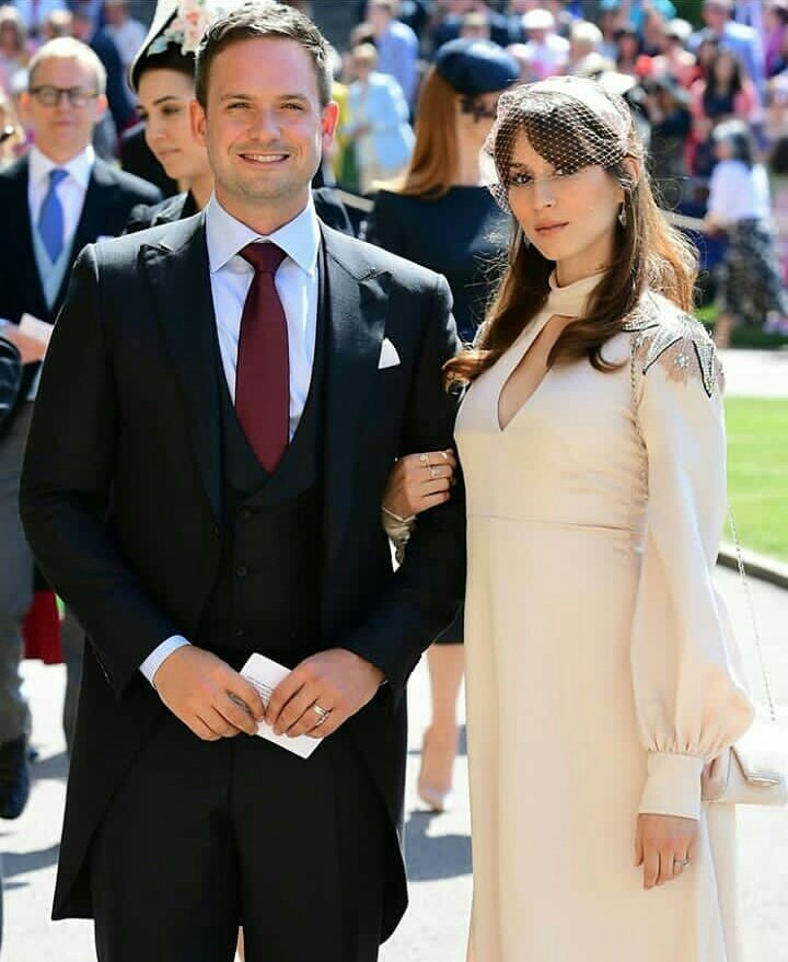 BrightandBride's tweet photo. Gabriel Macht and Patrick J. Adams graced the Royal occasion with their beautiful spouses ❤
#RoyalWedding 
.
#RoyalWedding2018
#Brightbeautifulandbridal
#BbbRoyalWeddingUpdates #PrinceHarry #MeghanMarkle https://t.co/VJXvuLXGLO