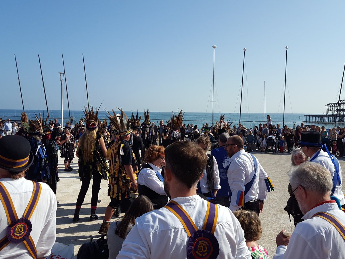 7_champs's tweet photo. Final stand on a warm Brighton sea front! It's been rather enjoyable! 
Thanks @BrightonMorris https://t.co/R5slkO8SsV