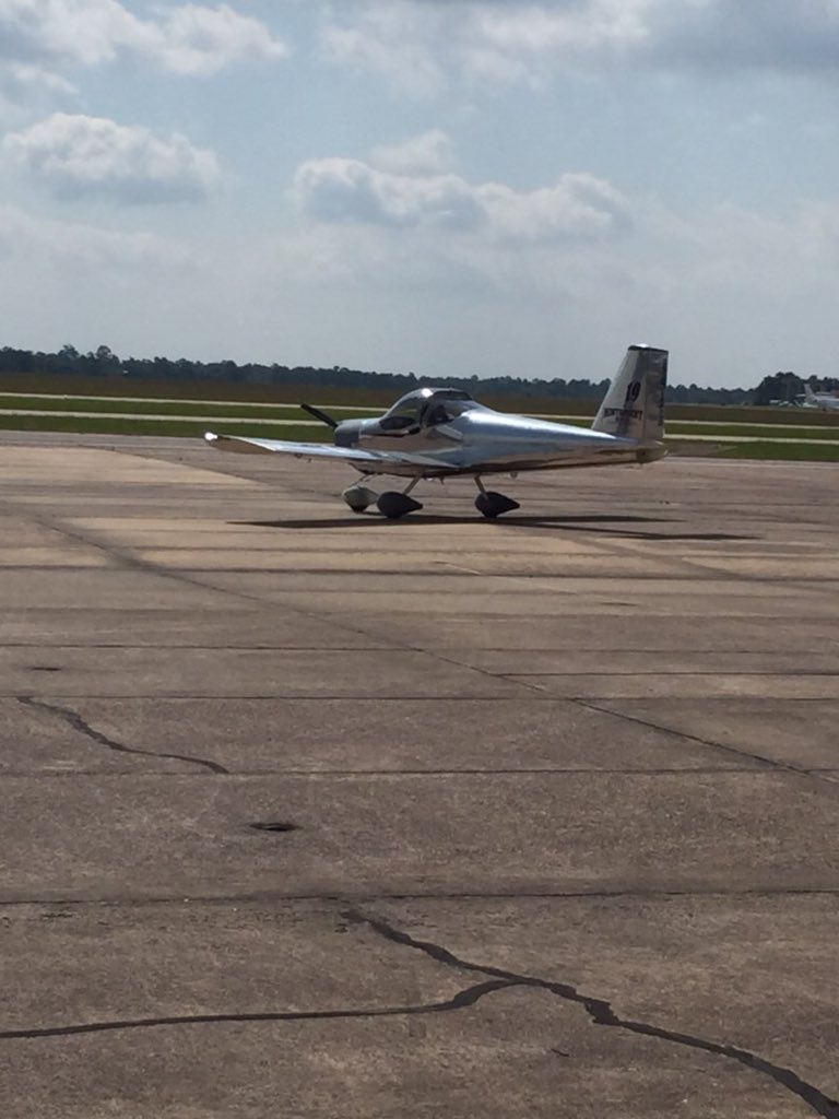 BrandiHendrix14's tweet photo. Inaugural flight of Bear Force One was AMAZING! Thanks to Eagle’s Nest for giving our students the opportunity to build a plane! #mpact #dufferisabravewoman @mhs_aero @montgomerystuco @LifeBeyondMHS https://t.co/bdZ5OKKrap