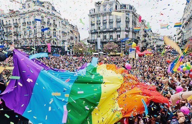 zpz_polbru's tweet photo. #Pride2018
β
comptage officiel β‘οΈ 100000 participants
β
officiΓ«le telling β‘οΈ 100000 deelnemers
#BelgianPride #Brussels #EqualRights #LoveWins
#YourLocalPower https://t.co/1jAPf8FMKk