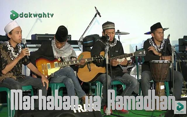 TeaterSua's tweet photo. Marhaban Ya Ramadhan ...
Marhaban Ya Ramadhan ... Rabbi ...
Rabbi ... By : Teater SUA https://t.co/ISgM4JPuWV https://t.co/eArLJeGK6n