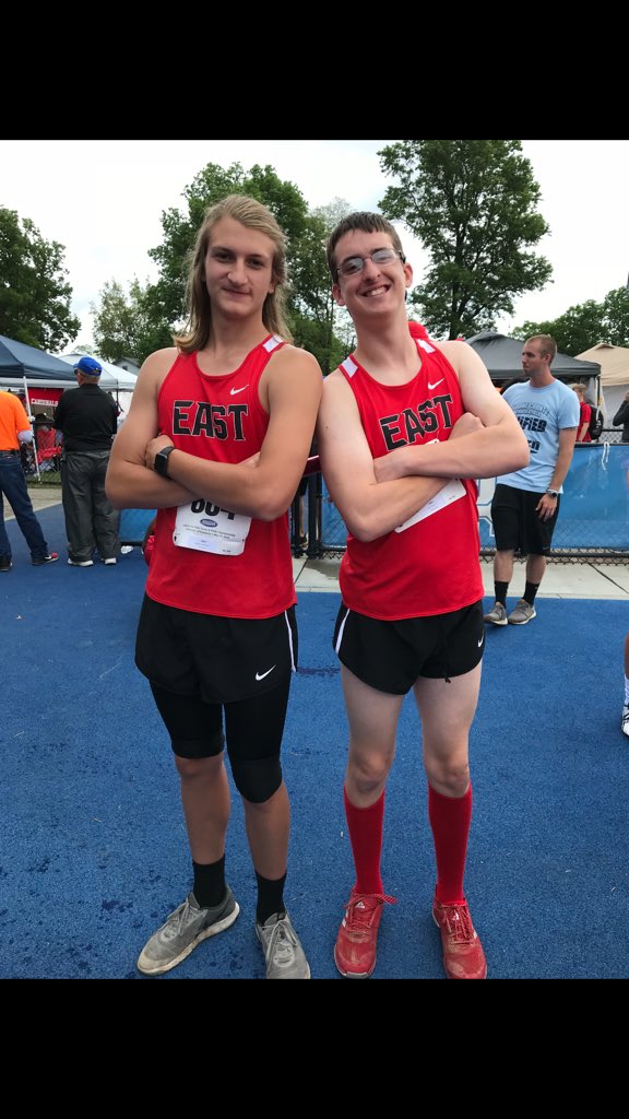 trdarnell's tweet image. Supporting David and BEHS❤️ #unified #BeOneHS #projectunify