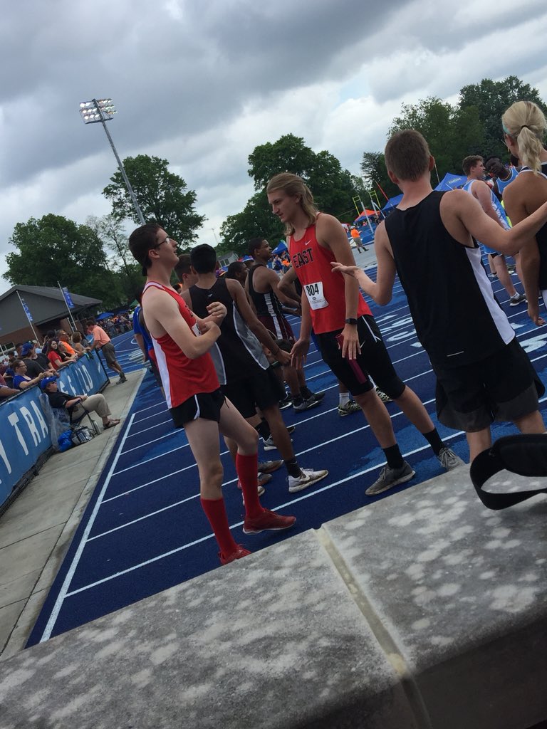 trdarnell's tweet image. Supporting David and BEHS❤️ #unified #BeOneHS #projectunify