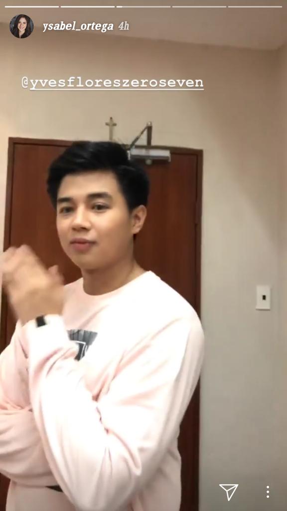 irishnicolefull's tweet photo. ayy iba may paganto naman pala si mayor kilig ako ng very light hahahah β€β€β€ @YourYvesFlores @YsaOrtega_ @YsaVesOfcl #YsaVes #MMKABeautifulWreck https://t.co/U4ZE3ZwNNR