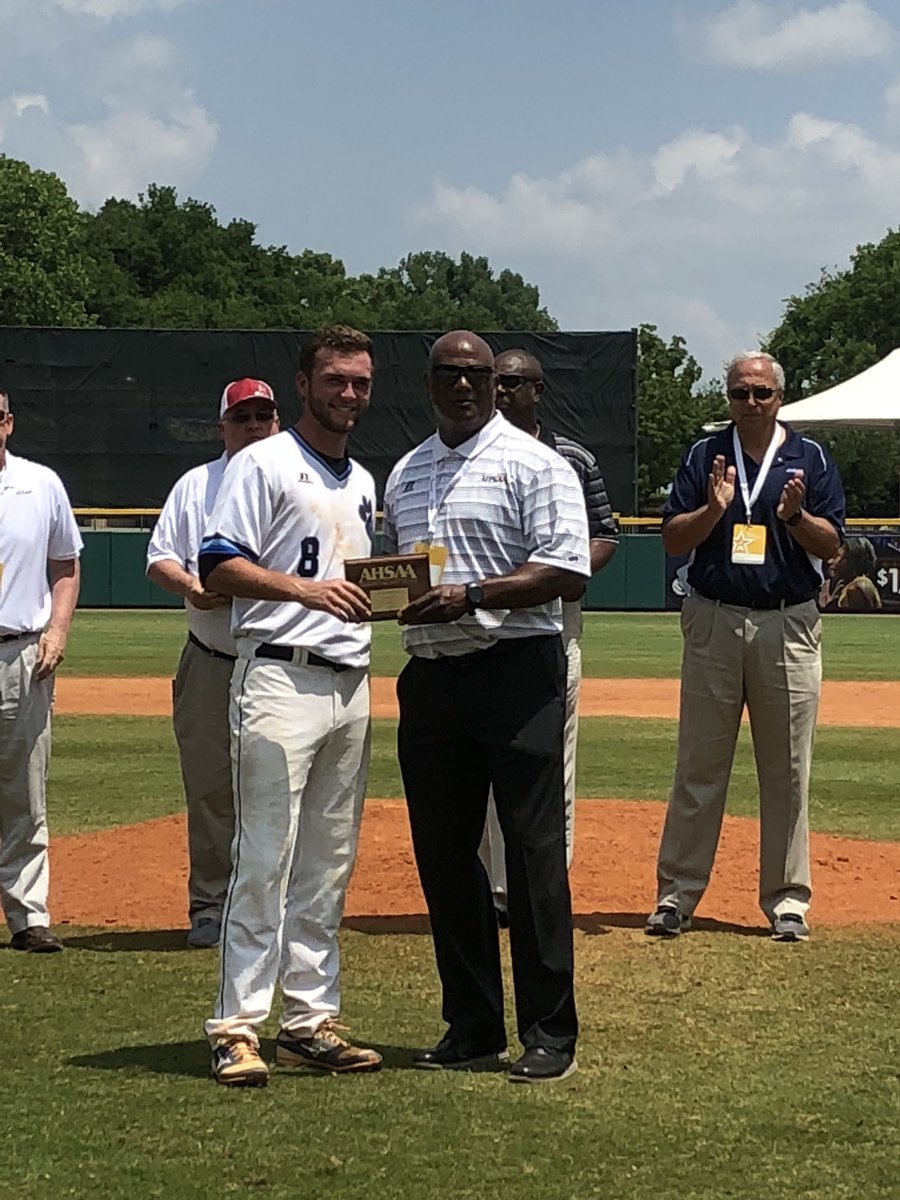 AHSAAnow's tweet photo. Your 7A series MVP for Auburn is Drew Jennings #MyReaosnWhy #MoreThanAGame https://t.co/hN2e9TkzV3