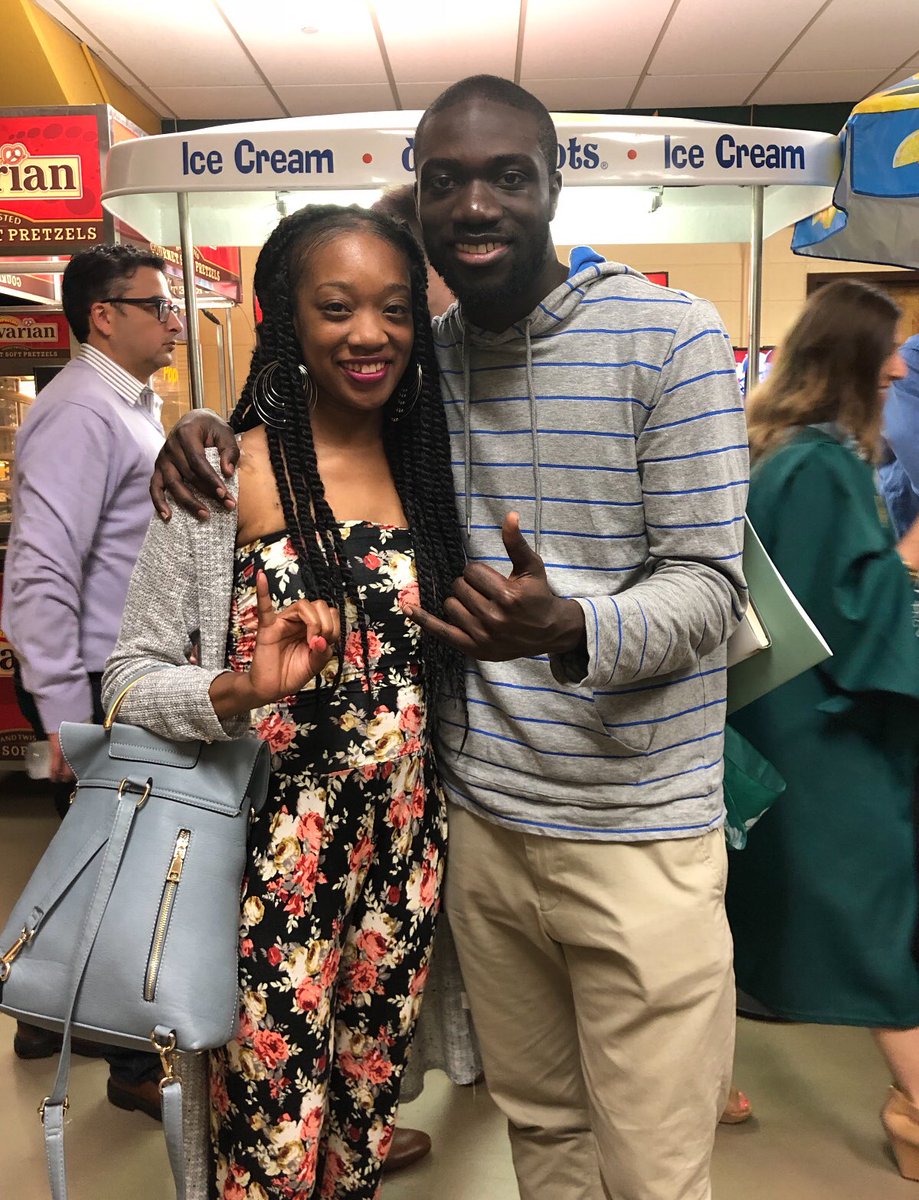 Impermanent_D6's tweet photo. One of my favorite Alphas @Agy_doubleaa #graduateseason https://t.co/dWTuU3UKqZ