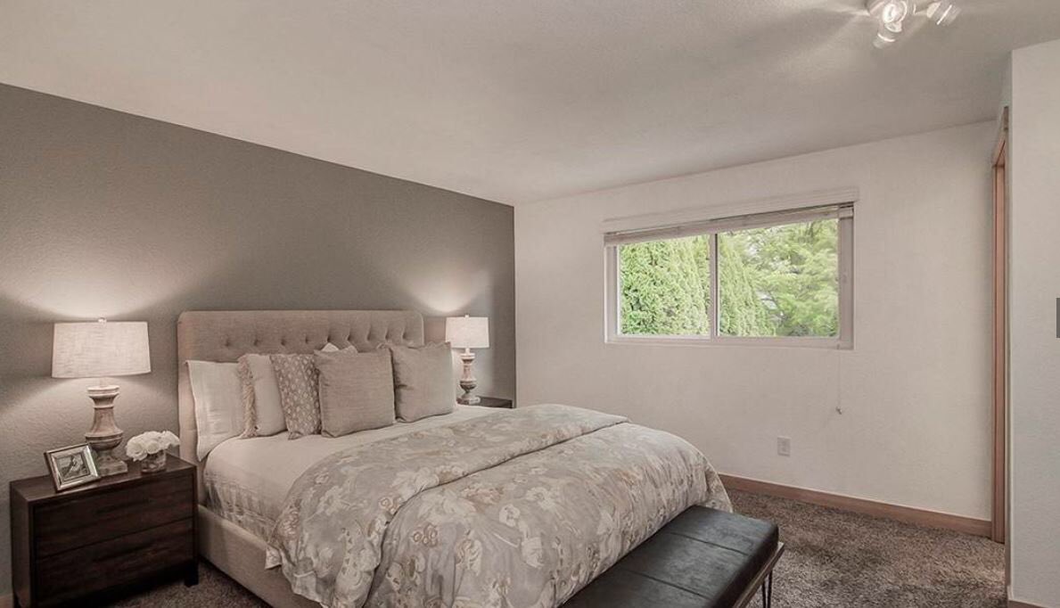 VSierraRealty's tweet photo. #openhouse today in #westseattle ! 3115 SW 105th St Seattle WA #seattleopenhouse #seattlerealestate https://t.co/pOPwYDTAtB