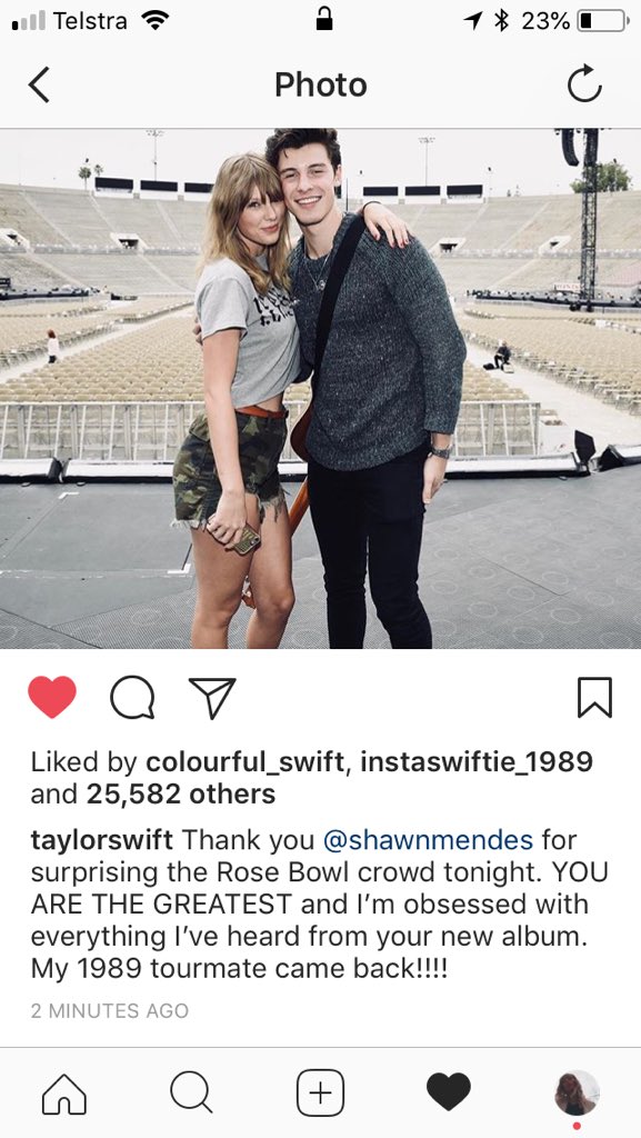 highbestyears's tweet photo. “My 1989 tourmate” MY POOR HEART IS CRYING. I LOVE THEM BOTH WITH ALL MY HEART. I CAN’T WAIT TO SEE TAYLOR IN OCTOBER AND NOVEMBER AND SHAWN WHENEVER HE COMES BACK
@ShawnMendes @taylorswift13 @taylornation13 #reputationtourpasadena 💕😭 https://t.co/hGbp9IFuXe