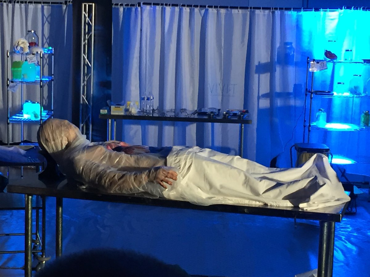 Catherinicle24's tweet photo. Had a fantastic time! Wish I had got more photos but my phone died on me. It was sort of like a prequel to the #bcuknowyourorgans workshop! #VivitExperience #LivePostMortem https://t.co/OvlUhccozz
