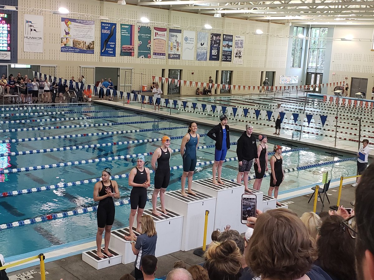 ccampbell_soup's tweet photo. I guess it's just a Campbell thing 🤷‍♀️🤷‍♀️ welcome to the club @claireelise13 #statechamp https://t.co/fkHnOnu57q