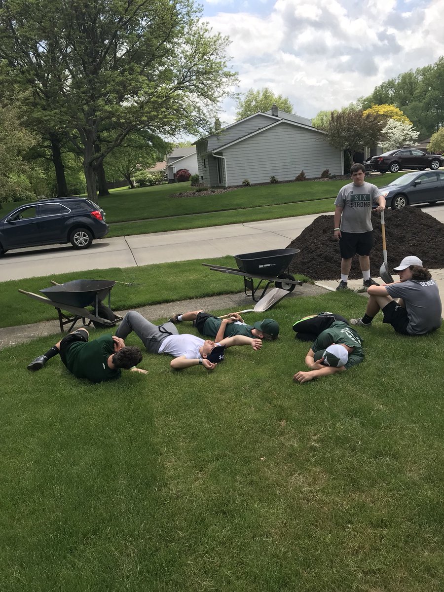 It’s only 8 yards <a href="/SFLMustangs/">The Strongsville Football League</a> <a href="/SHSFB1/">Mustang Football</a>