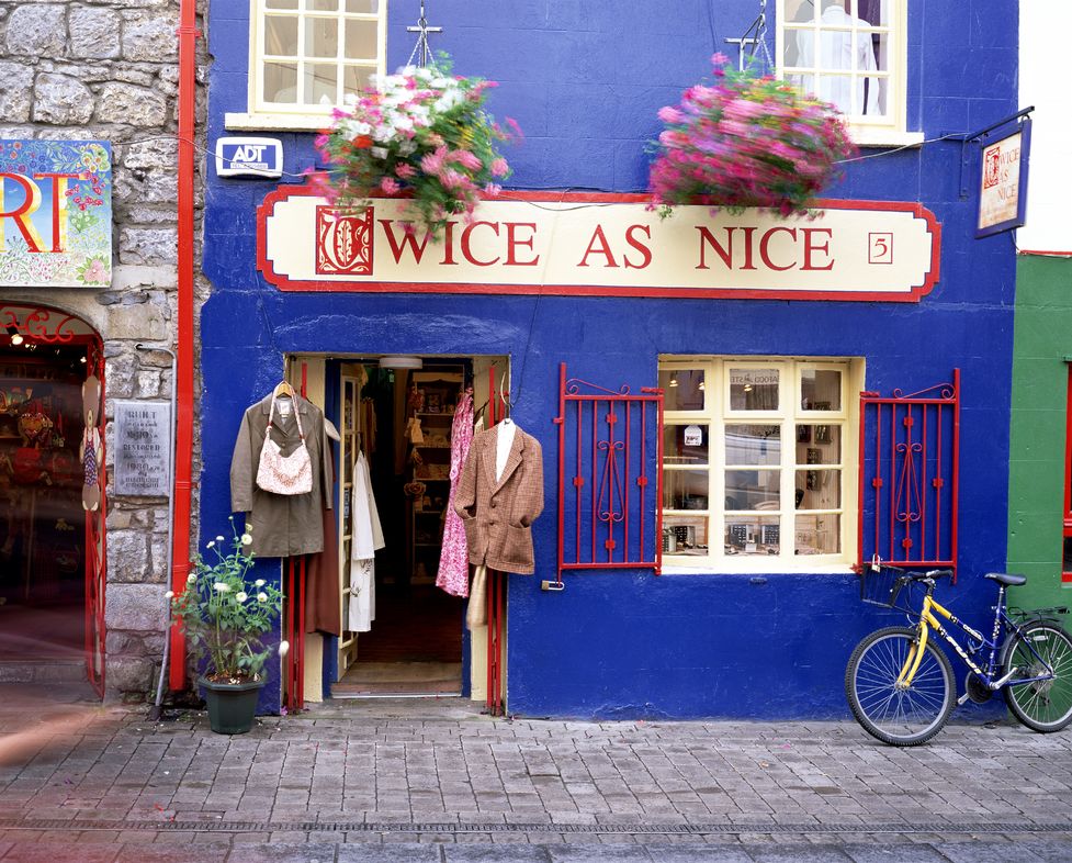 Tour_Ireland's tweet photo. What a cute-looking shop! #twiceasnice #irishshop #galway #picoftheday https://t.co/GeQnB5YjA9