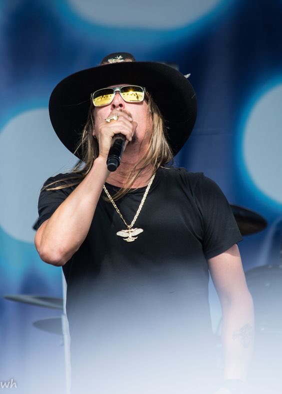 KidRock's tweet photo. 😎 https://t.co/i1SAmMmCXT