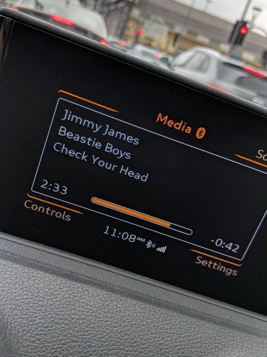 Jerry_DurhamPT's tweet image. Going DEEP...

#ThisNextSongIsTheFirstSongOnOurNewAlbum

#MicControl
#CanYouGetMyDrift