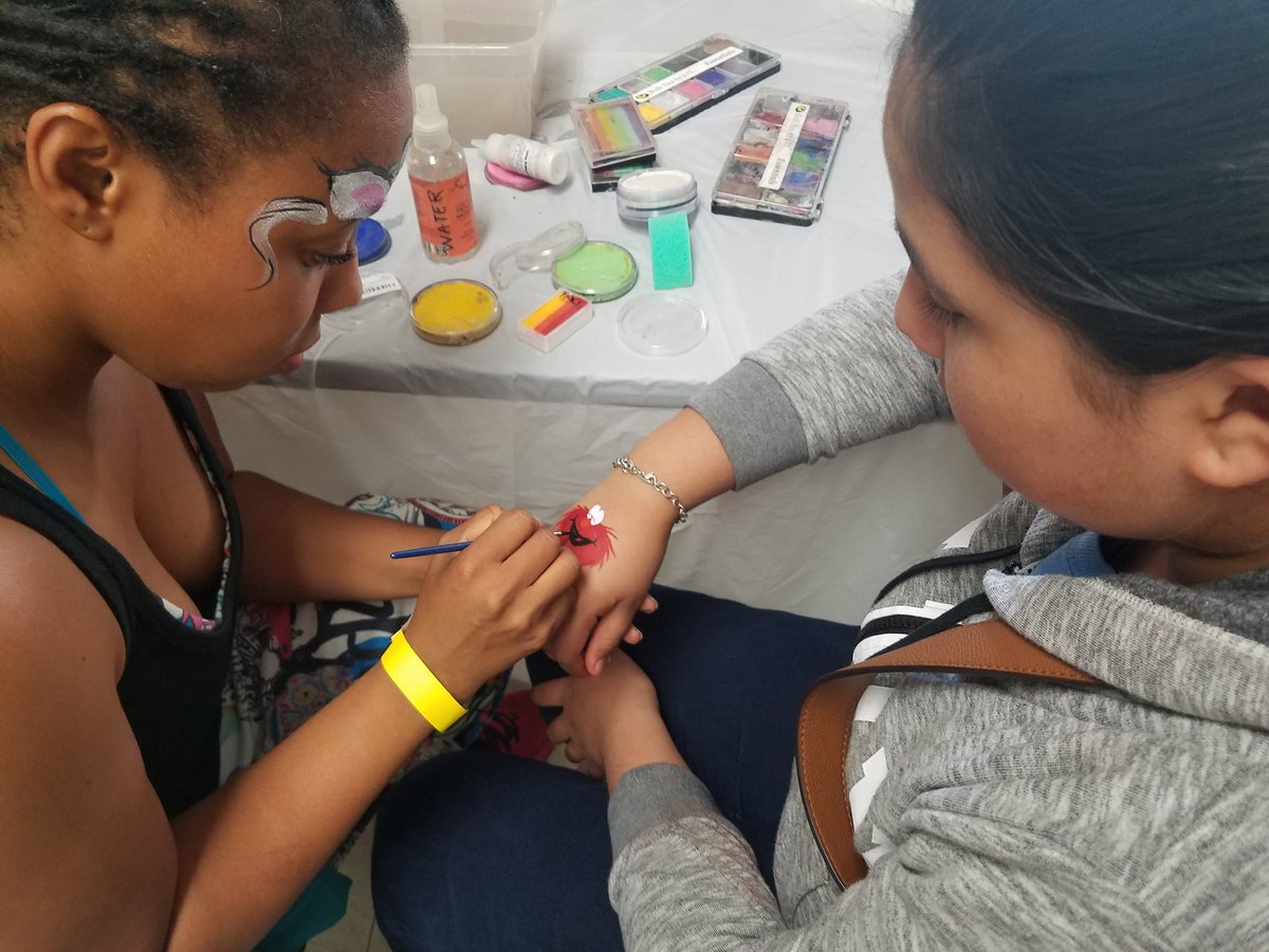 DovespringsCSA's tweet photo. An amazing time with @MendezMiddleSch and dove springs families at #WeAreMendez festival! Thank you to everyone who came out! https://t.co/84z64oPQJF