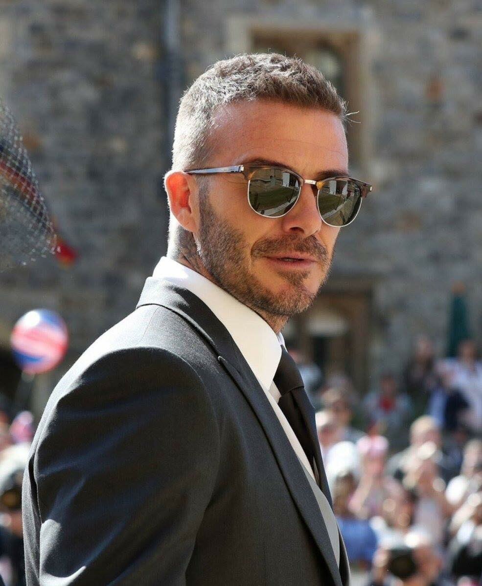 sakhuramay's tweet image. Beckham è come il vino piú invecchia piú è bono #RoyalWeddding