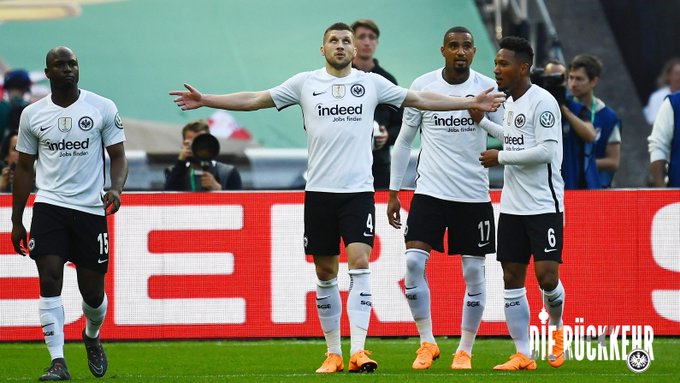 View image on Twitter