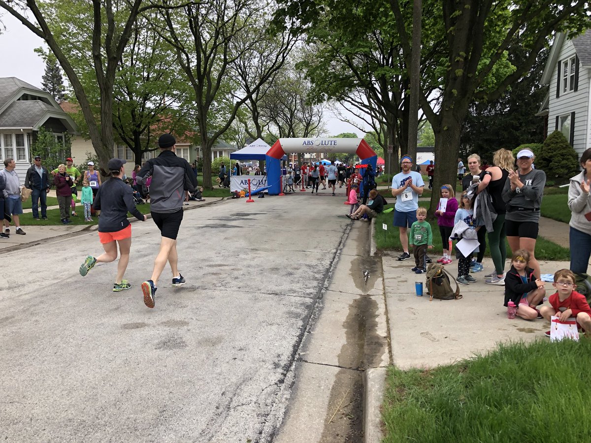 Run Tosa Run tweet media