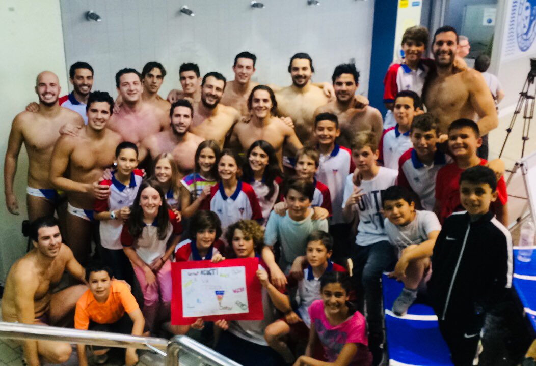 Victòria de l’Absolut Masculí per 6 a 10 davant el <a href="/CN_Sabadell/">CN Sabadell</a> al tercer partit de semifinals del playoff de @LPremaat ! Jugarem la Final!! #wptrs #Terrassa 

<a href="/MotorMunich/">Motor Munich BMW</a> 
<a href="/motormunichclub/">Motor Munich Club</a> 
<a href="/infisport/">Infisport ®</a> 
<a href="/VYCindustrial/">VYC industrial, sau</a> 
<a href="/mrw_es/">MRW España</a> 
<a href="/mrw_terrassa/">MRW Terrassa</a> 
<a href="/netegescoral/">Neteges Coral</a> 
<a href="/coverprotec/">coverprotec</a>