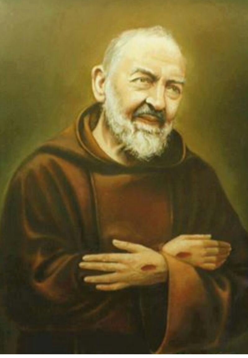 sanpadrepio's tweet photo. Por más altas que sean las olas; el señor es más alto ; por pmas difícil que sea la dificultad; espera ! La calma volverá !
San Padre Pio #paz y bien ! https://t.co/0MSIrb4XNf