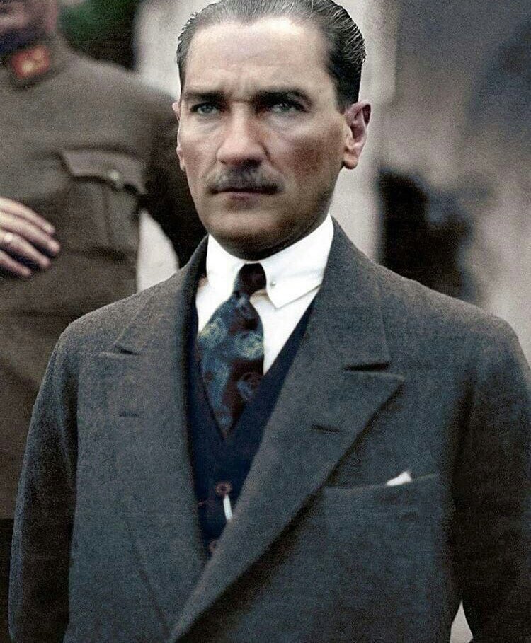 "Ey yükselen yeni nesil! İstikbal sizsiniz. Cumhuriyeti biz kurduk, onu ila ve idame edecek sizsiniz."
Mustafa Kemal ATATÜRK 
#19mayıs