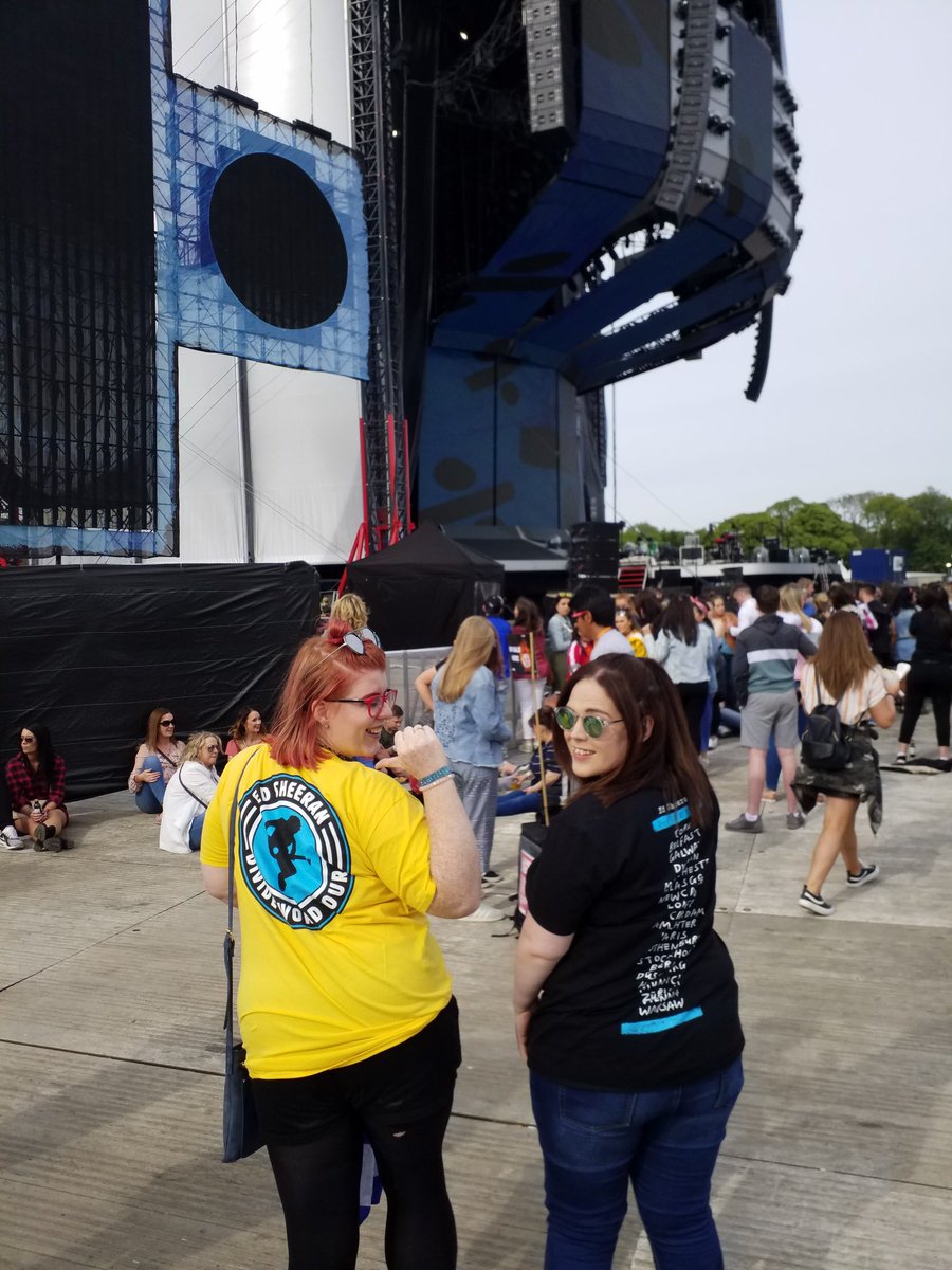 Check out Deborah &amp; Maria rocking their #EdSheeran swag in the pit at #PhoenixPark 👐 #EdIrishTour #EdSheerleaders #EdDublin #PhoenixPark