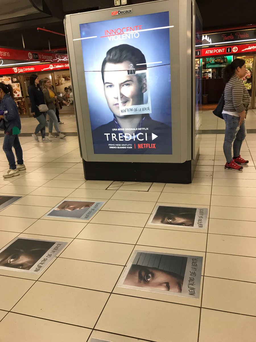 13RWITA's tweet photo. Cartelloni e foto promozionali di #Tredici a Milano.💙 #13ReasonsWhy @NetflixIT  @13ReasonsWhy https://t.co/18NLm38mdX