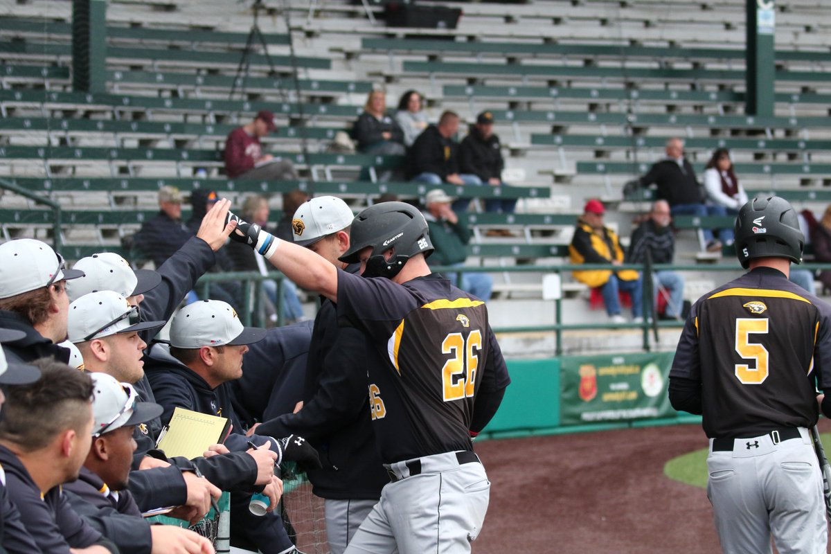 UW-Oshkosh Athletics tweet media