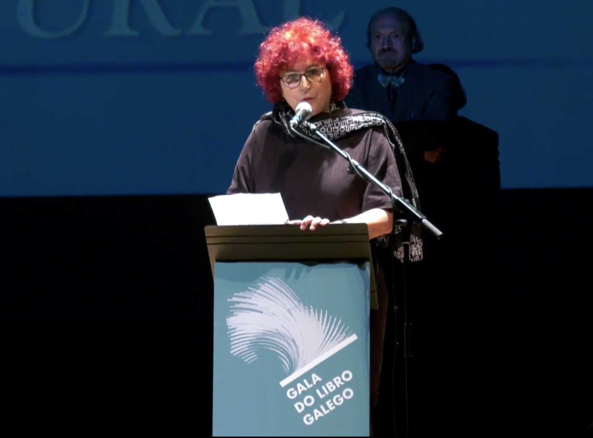 Na Gala do Libro Galego, Ana Romaní é a gañadora na categoría de Xornalismo Cultural. Parabéns!
