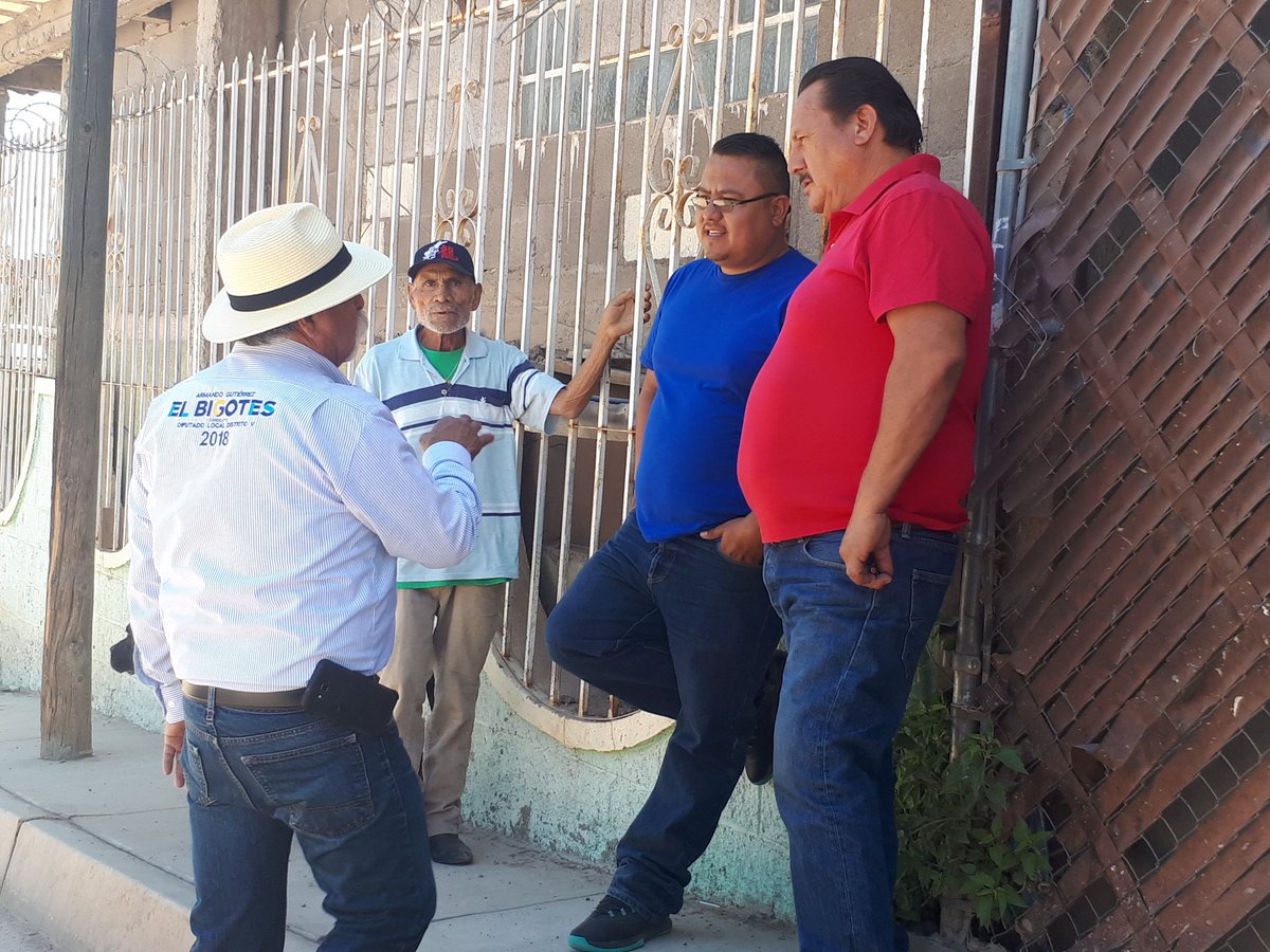 Muchas gracias amiga Paty Monroy, por brindarnos la oportunidad de entrar a su domicilio y escuchar las inquietudes de sus vecinos en la Colonia Buenos Aires.

#MenosRolloMásAcción #VDistrito #Nogales #Bigotes2018 #PorSonoraAlFrente