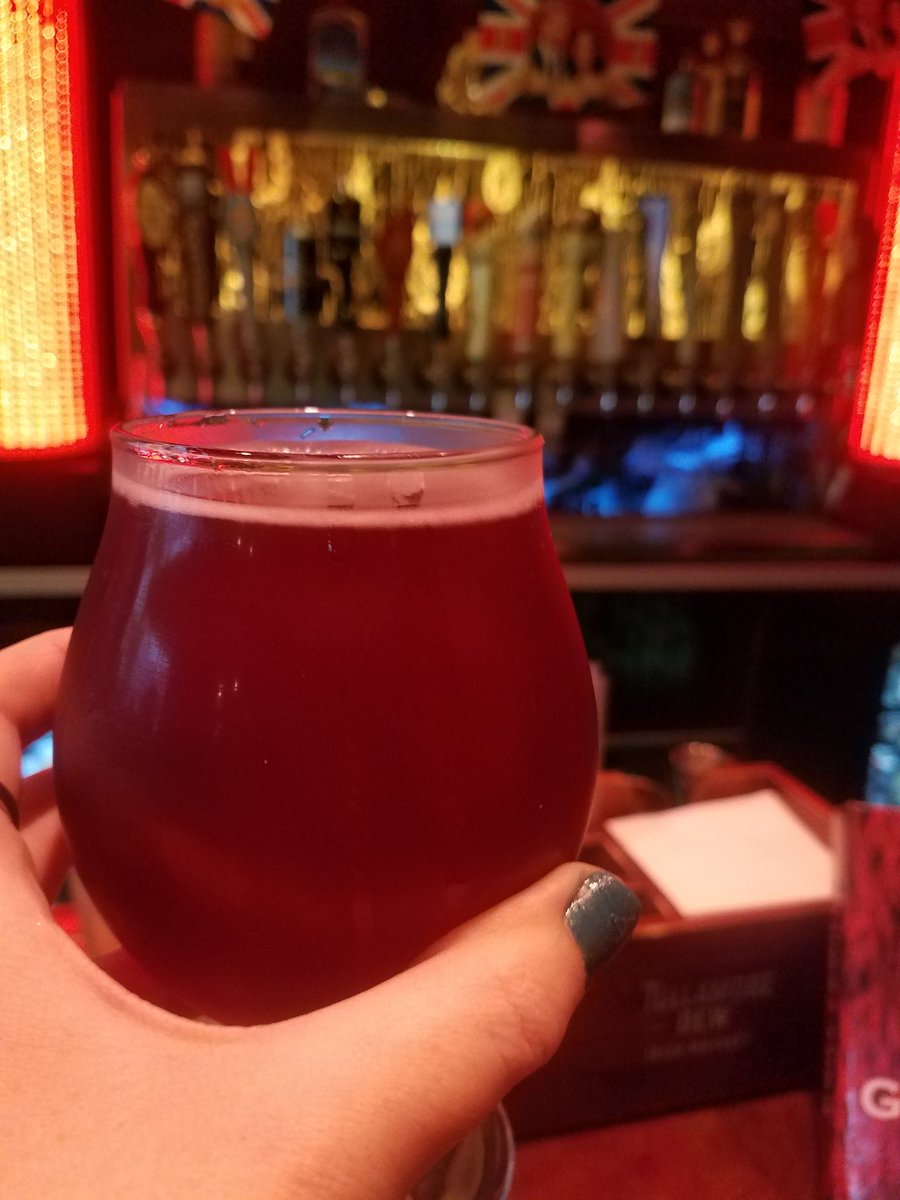 RhinegeistAli's tweet image. The mad scientists @rhinegeist took #Bubbles &amp;amp; added a berry kick to it because they could. It&apos;s super limited &amp;amp; on tap @harrisgrill Shadyside &amp;amp; downtown! #Cidergeist #berryexplosion #prettyinpink