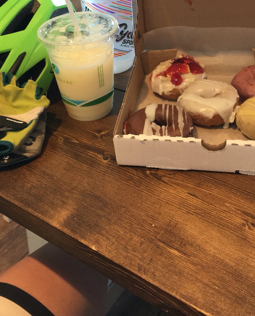 All for the <a href="/frickindelights/">Mandy</a> donuts 😍🍩 even worth the 40km/h head wind in my face for half the ride. Serious training for @MSBikeLedCam another 50 km today &amp; I actually kept up with racers!! It was definitely that <a href="/MrzJillyFish/">Jilly</a> <a href="/Spinunity/">Spinunity</a> class last night that got me ready! 💙