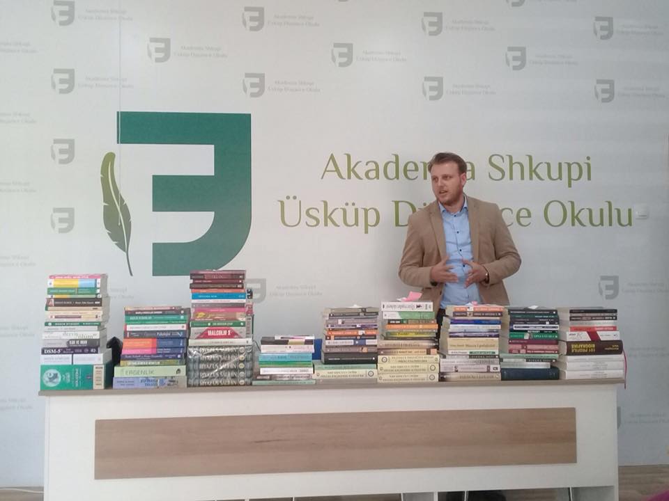 balkanfound's tweet photo. #kitap #book #donation #bağış #destek #libër #akademiashkupi #üsküpdüşünceokulu #fettahefendi #eğitim #edukim #düşünce #mendim #seminer #scholarship #oku https://t.co/rrkONRIcSb
