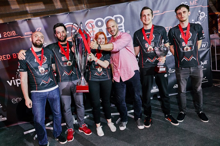 ivanbrezakbrkan's tweet photo. Svaka čast @RealValiance na osvajanju #GoodGameZg! #win https://t.co/gFdqeAexPj https://t.co/qgeI7ZCH4O