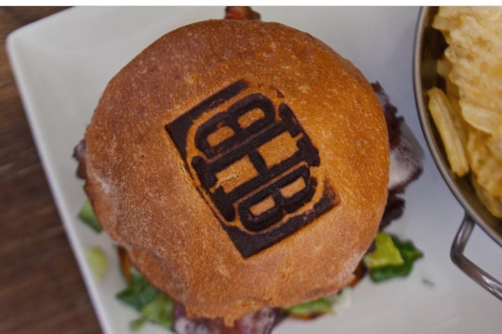 BuckeyeBourbon House tweet media