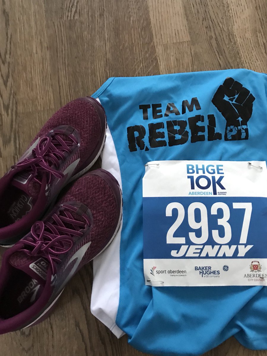 JennyStanning's tweet photo. Ok @BHGE10K - let’s be having you #ukrunchat @Rebel_PT #runrebelrun #BHGE10K https://t.co/Ft9Lw9W9fN