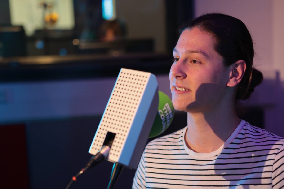 Introducingbhb's tweet image. It's been a busy few months of constant gigs for @Inhalerband!

Time off now to do exams, but keep an eye out for when they're back! #BBCIntroducing