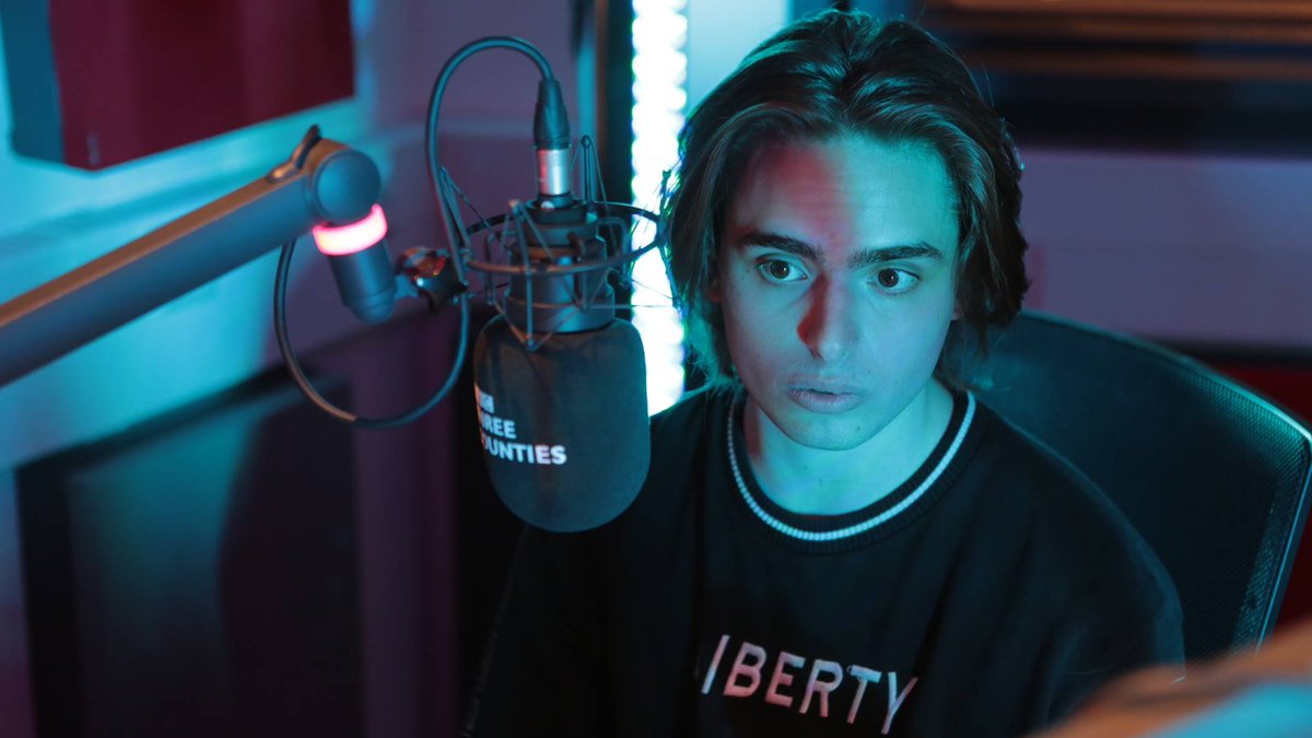 Introducingbhb's tweet image. It's been a busy few months of constant gigs for @Inhalerband!

Time off now to do exams, but keep an eye out for when they're back! #BBCIntroducing