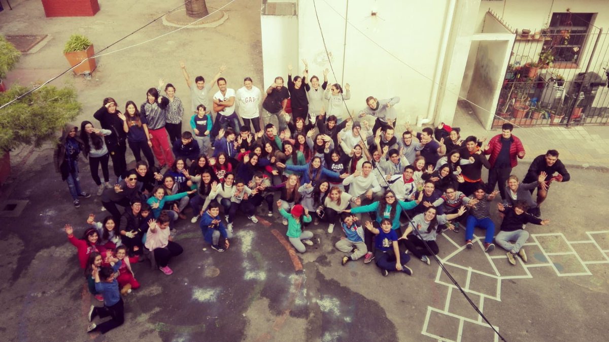 acjmontevideo's tweet photo. Así terminaban la jornada voluntaria los jóvenes de ACJ Portones y Centro Juvenil El Propio en la Escuela Experimental🙌🏼
#acj #ymca #voluntariado #dgvj https://t.co/6uz6HENhIh