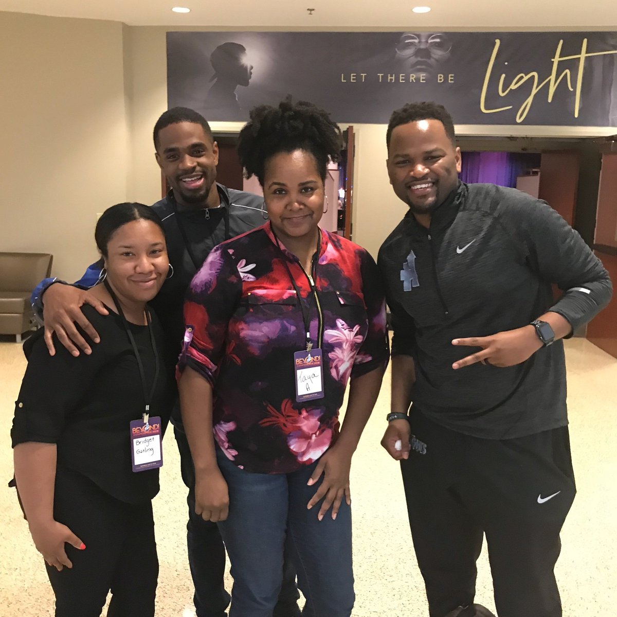 go2heights's tweet photo. Our team getting equipped at #beyondcon18. What a great time learning from the experts. @alwaystaya @bridgetbriana @drbmanning @KeishaRocks https://t.co/rMjA0iGde7