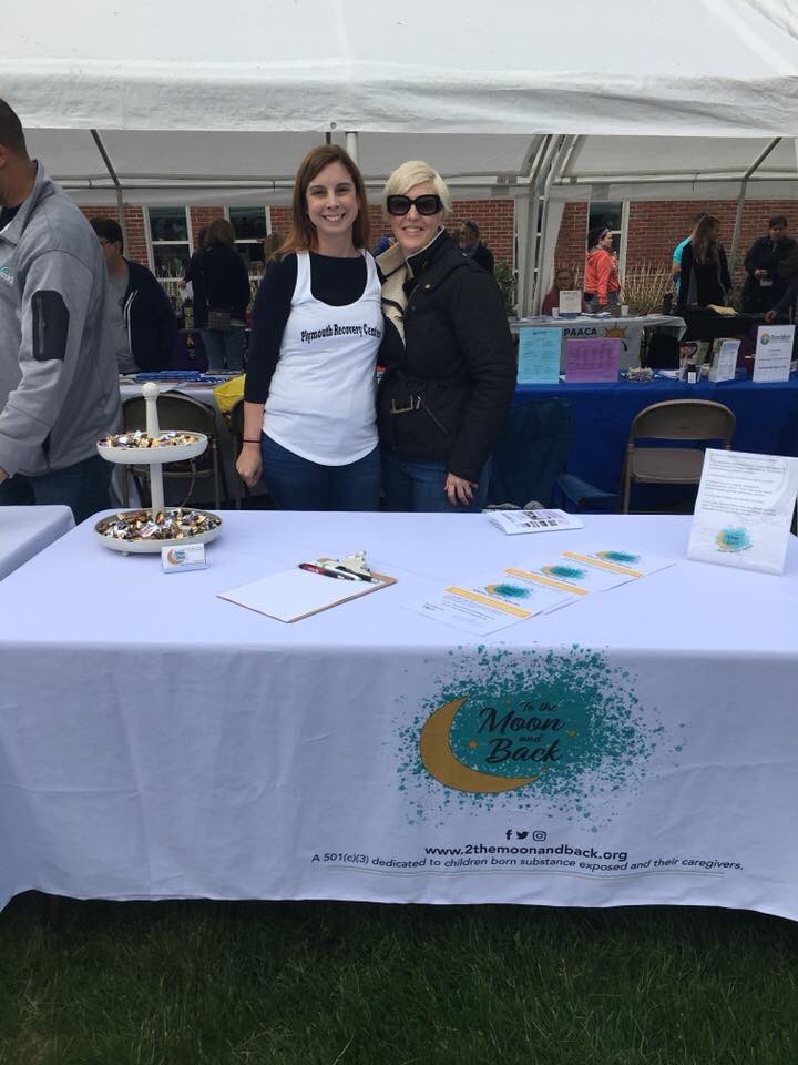 ToTheMoonMA's tweet photo. We met many wonderful families and organizations today. Thanks so much to those who stopped by to hear about how opiates and other substances are impacting children in our community. @Brockton_TC #runtoendaddiction https://t.co/bgYycapTRe