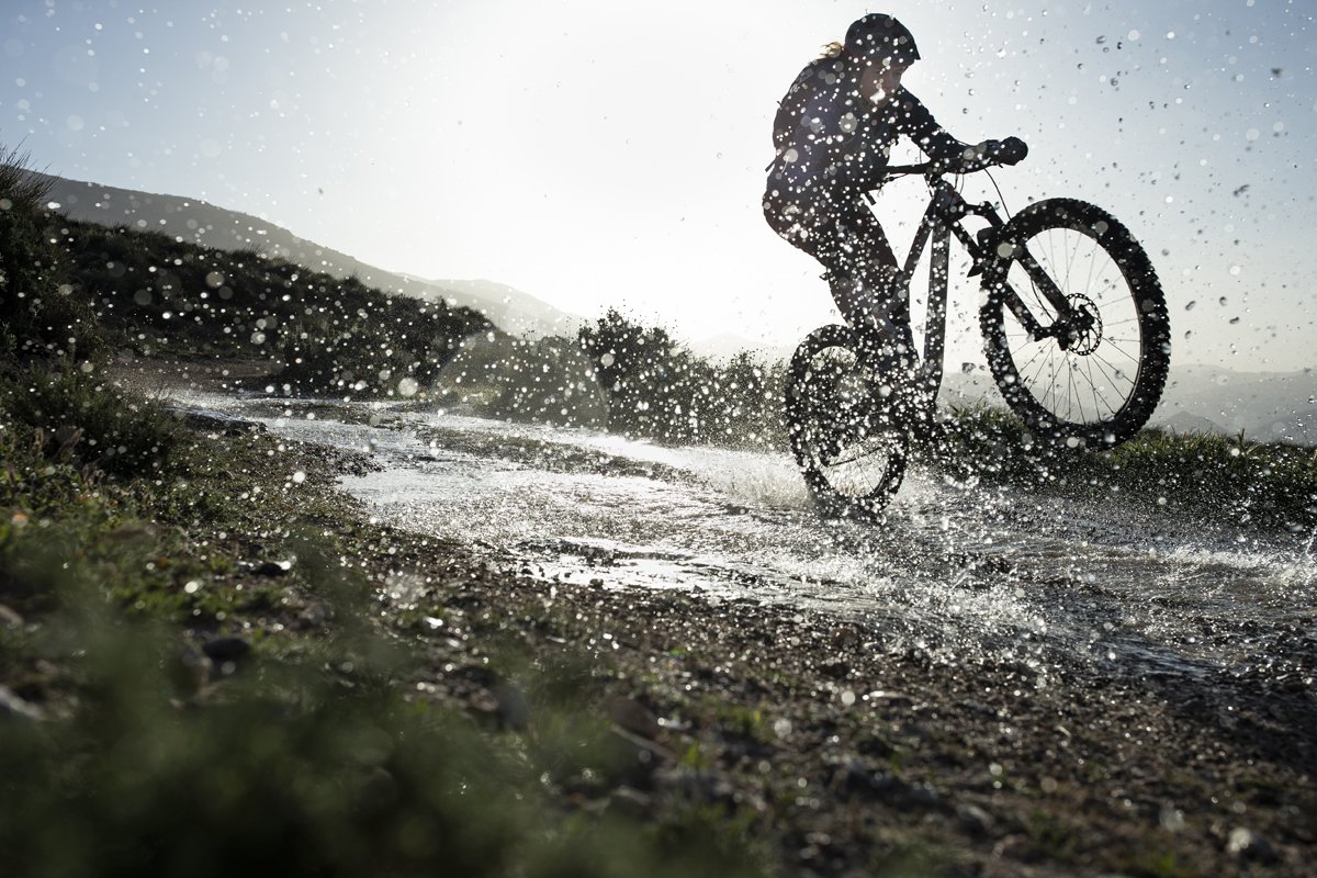 Where are the ladies at? Out THERE, riding and sharing stoke. Our partners from <a href="/bikeonSCOTT/">SCOTT Bike</a> kicked off a new film series that's worth checking out! Photos by Gaudenz Danuser, film by Shaperideshoot. #NOSHORTCUTS pbxx.it/kkL5jM