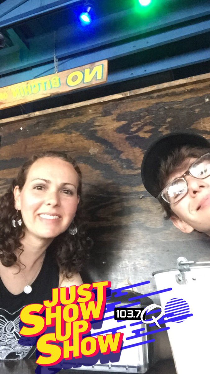 AndreaGodsey's tweet photo. #JustShowUpShow #CantWait #PleaseLetUsHaveBackstsgePasses https://t.co/GEkj9FRVJs