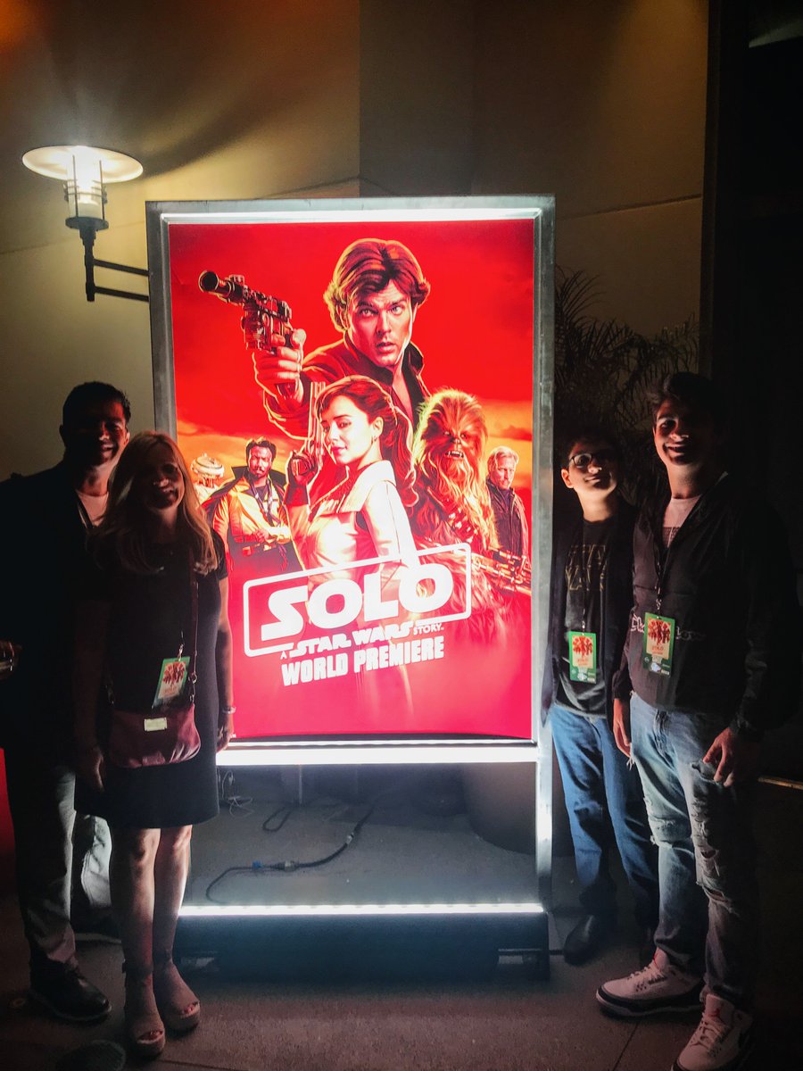 elcardenas's tweet photo. We had to take one last photo at the end of our Epic #SOLObration. Words canβt express our gratitude to @SoloCup for this once-in-a-lifetime opportunity to see #SoloAStarWarsStory and experience a #Hollywood premiere! https://t.co/wMX9n9HVx7