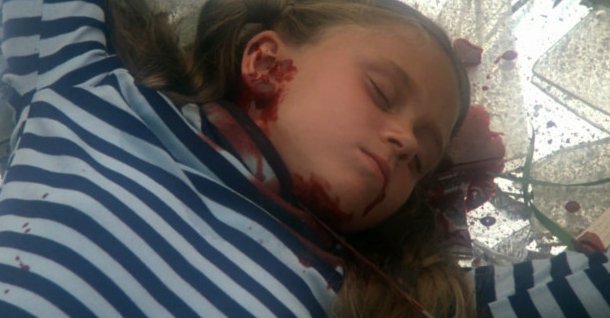 The way it uses mirrors, and the fracturing of those mirrors is pretty amazing. Prom Night is about brokenness.  #SlasherSisters