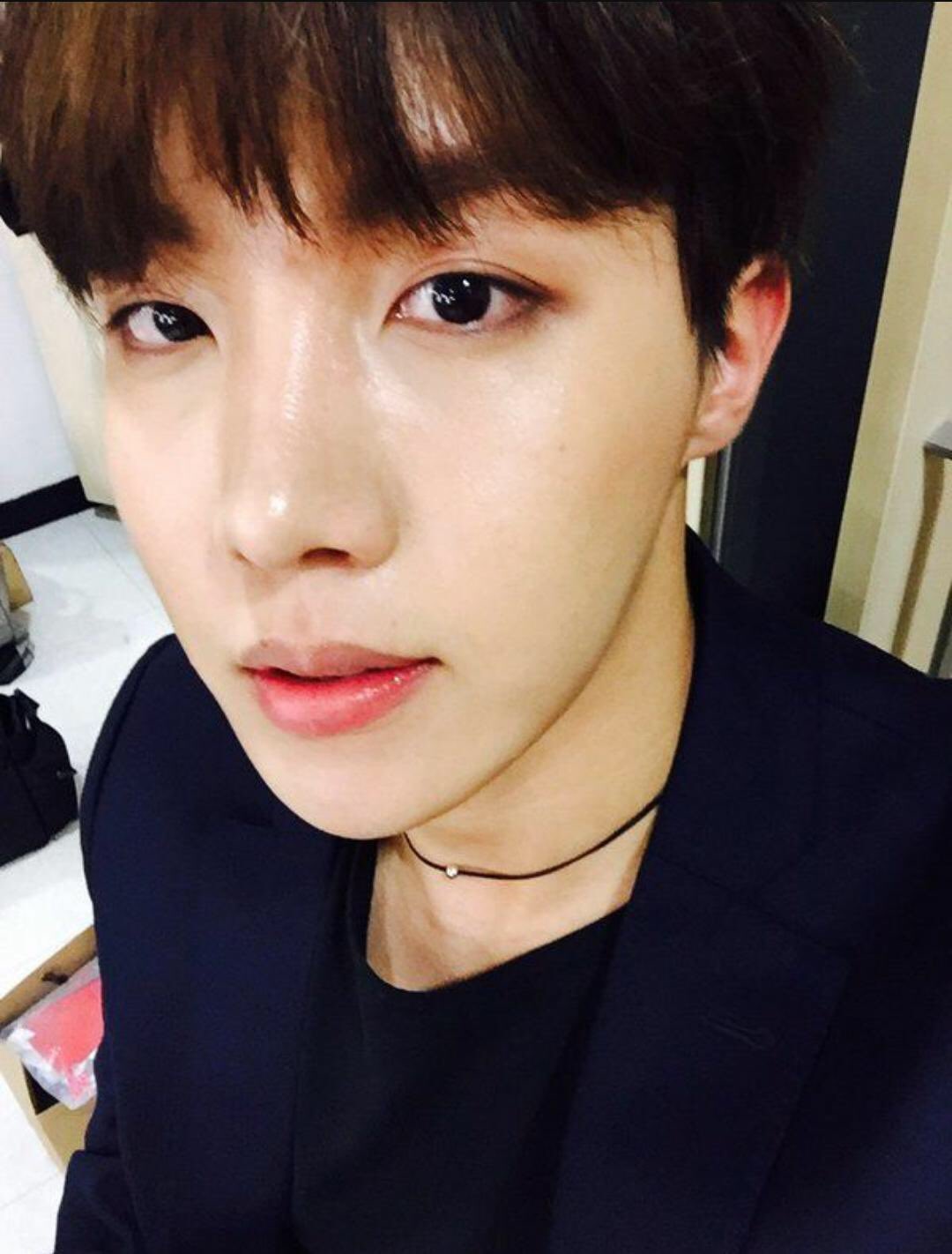 JHope (제이홉) Spain on Twitter "[ ] JHOPE SELCA OUTFILTS